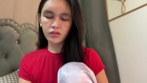 Amira online show from January 8, 2:48 am