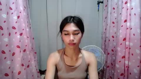 urloverjasmine_xx online show from April 9, 12:00 pm