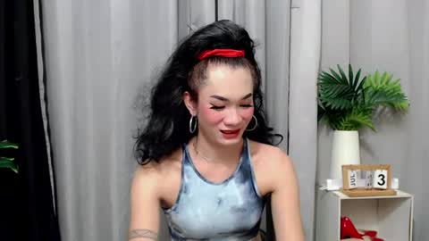 ursweet_amber7 online show from July 2, 9:31 pm