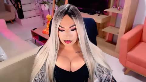    online show from March 9, 11:03 pm