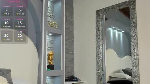 valentino_moretti online show from February 2, 11:53 am