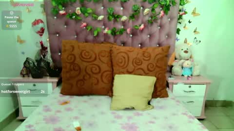La valerie26 online show from February 12, 1:30 am