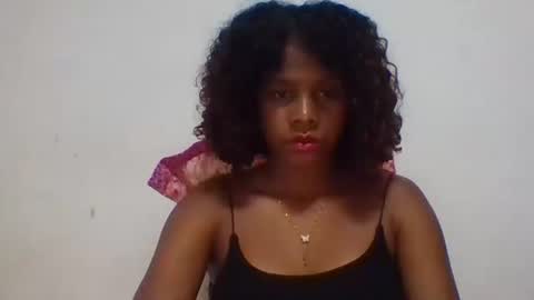 vievezz online show from March 18, 7:18 am