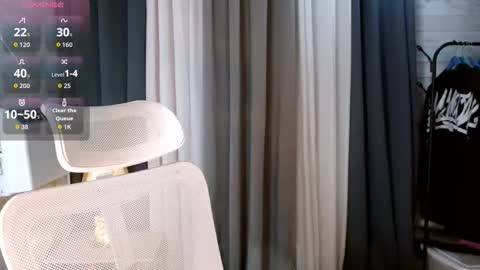 violet online show from January 8, 11:36 am