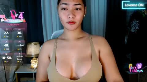 violet online show from April 12, 11:24 am