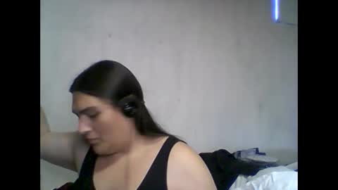 Snapshot of virgorian_enigma chatting on December 16, 7:32 pm priscilla online show from December 16, 7:32 pm