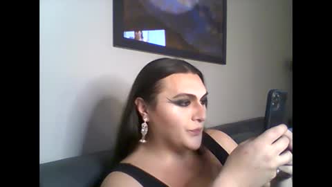 Snapshot of virgorian_enigma chatting on January 1, 7:09 am priscilla online show from January 1, 7:09 am