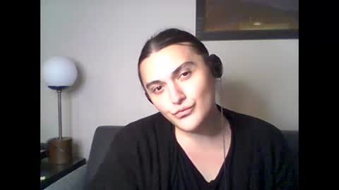 Snapshot of virgorian_enigma chatting on January 6, 3:42 am priscilla online show from January 6, 3:42 am