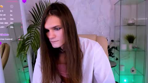 Will online show from January 8, 10:25 pm