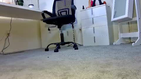 Crissy online show from February 17, 3:36 am