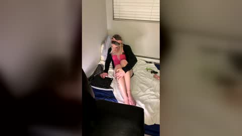 XAddisonCDX online show from January 6, 12:53 pm