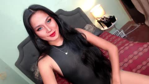 Feuna  Erss roww baka roww online show from December 6, 1:06 pm