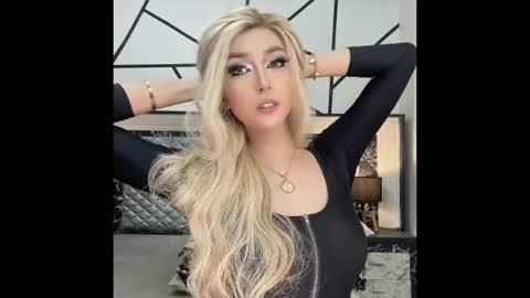 xsexysucker online show from June 23, 2:08 am