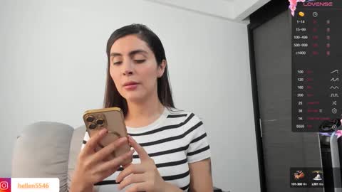 Snapshot of xspecialroomx chatting on December 14, 9:24 pm Hellen Sofia instagram hellen5546 online show from December 14, 9:24 pm