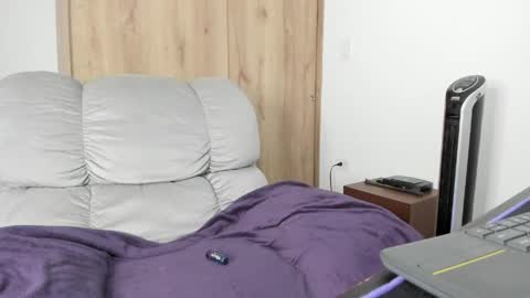 Hellen Sofia instagram hellen5546 online show from April 2, 7:56 pm