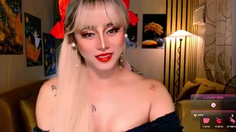 xxmissjuliaxx online show from February 5, 1:37 am