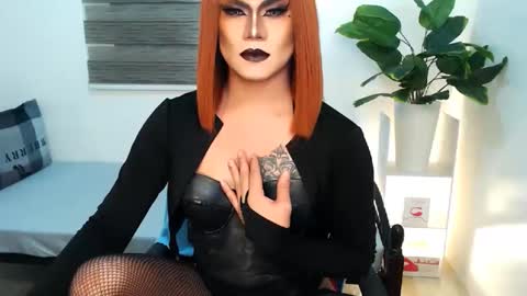 QueenMarina online show from February 18, 4:53 am