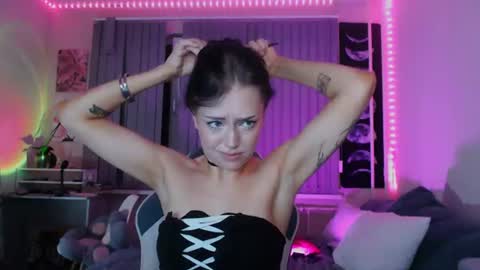 Yami online show from June 30, 9:48 pm