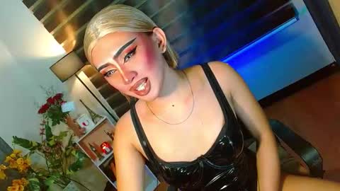 miss yasii online show from March 28, 2:52 pm