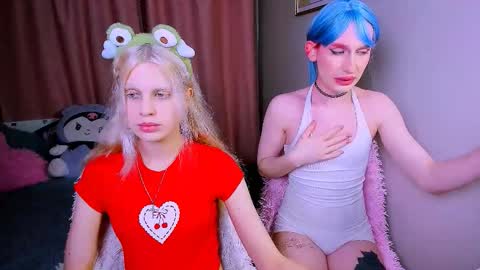 Mikaella - Mika online show from January 11, 3:18 pm