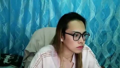 your_dreamgirlxxx69 online show from September 18, 7:13 am