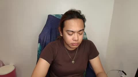 your_dreamgirlxxx69 online show from March 27, 9:21 am