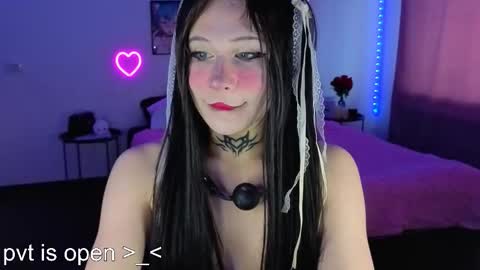 Snapshot of your_little_eva chatting on September 21, 3:18 pm Eva online show from September 21, 3:18 pm
