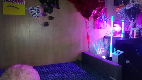 Alice  online show from September 23, 3:01 am