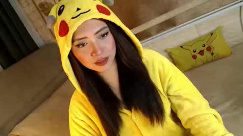 JEN  online show from January 10, 12:55 pm