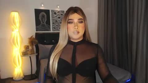 YSABEL online show from July 7, 12:20 pm