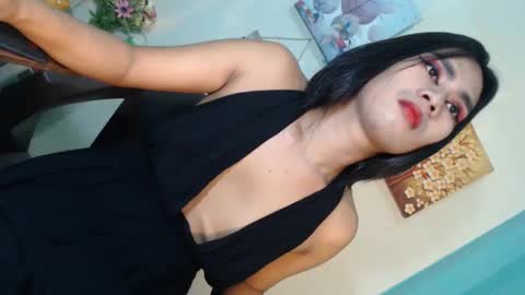 Mauie  online show from February 11, 6:33 pm