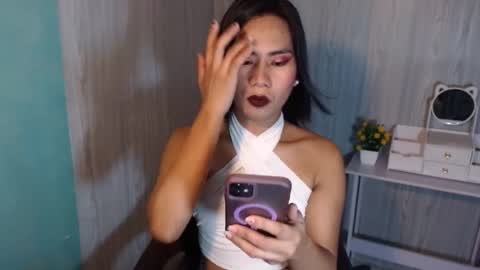 Mauie  online show from March 6, 6:01 pm