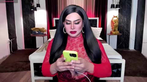 Snapshot of yourmassivecockcummer chatting on December 10, 11:00 am Carla online show from December 10, 11:00 am