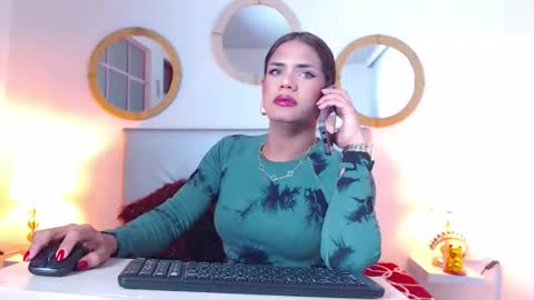 zoe_hecate online show from March 7, 11:55 pm