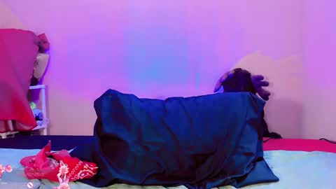 ZOE online show from February 12, 2:34 pm