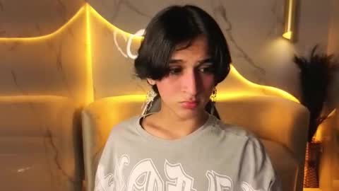 Zoe online show from December 1, 8:11 pm