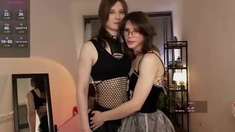 Zoria and Luna online show from February 24, 2:10 pm