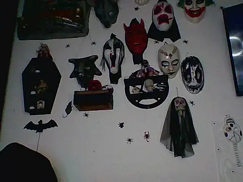 Snapshot of FeticheMacabre chatting on October 20, 11:41 pm FeticheMacabre online show from October 20, 11:41 pm