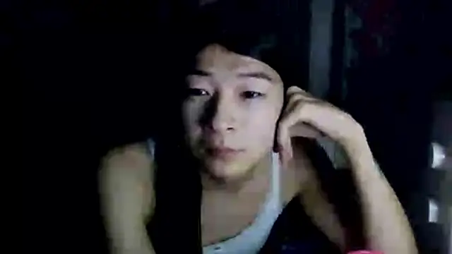 CarlyJoy online show from April 19, 4:41 pm