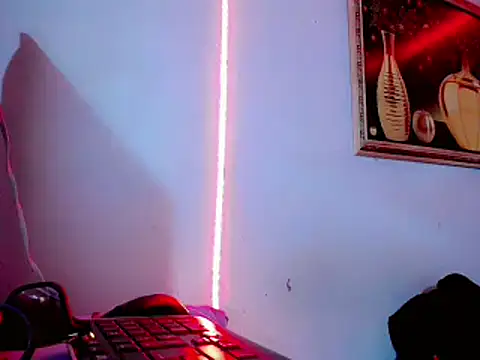 Im melany  online show from December 7, 7:49 pm