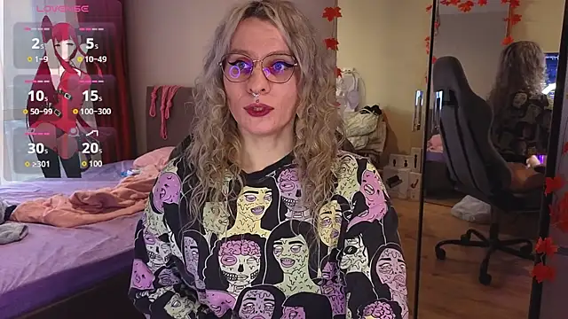Lori Myaf online show from September 18, 3:28 pm