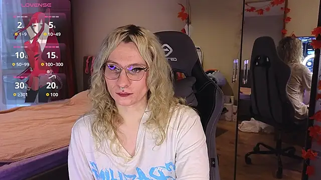 Lori Myaf online show from October 5, 2:39 pm
