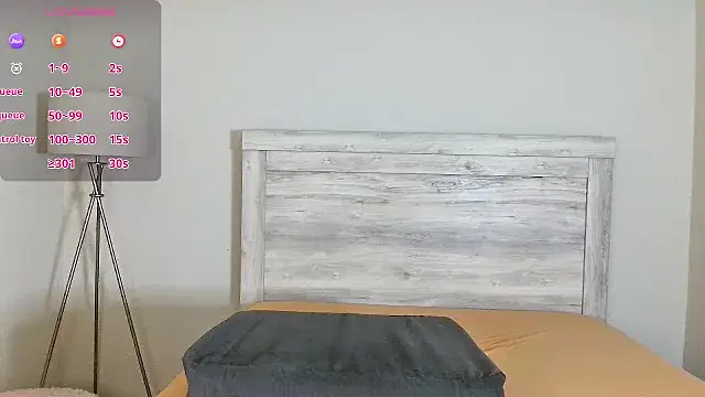 Carmen Cream online show from July 16, 1:44 am