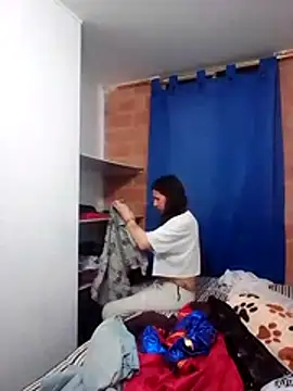 Cameron puppy online show from November 12, 2:35 am