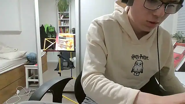 SissyClara2005 online show from December 11, 3:15 pm