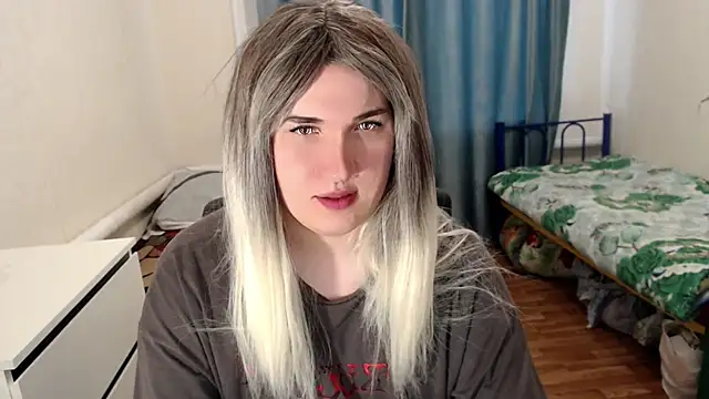 EvaMiron online show from April 13, 4:49 am