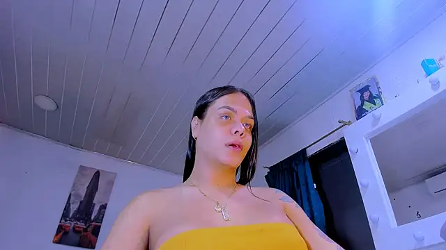 LatinVenuz online show from March 27, 6:05 am