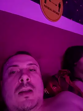 CoupleHot 69 DreamSex online show from March 18, 12:45 am