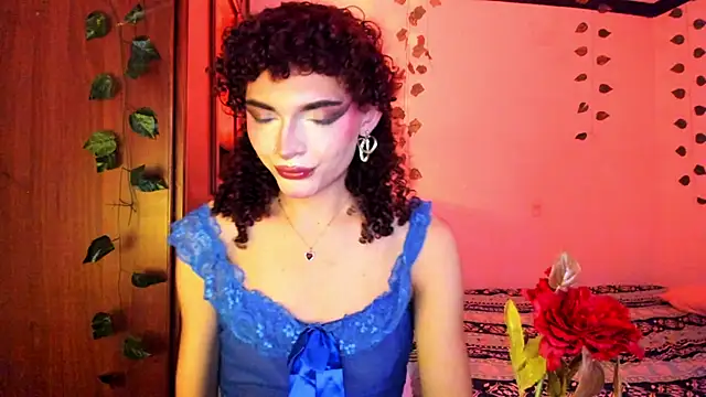 lucianromero online show from December 19, 5:12 am