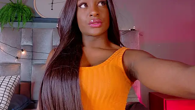 nahomi campbell online show from February 7, 8:15 pm